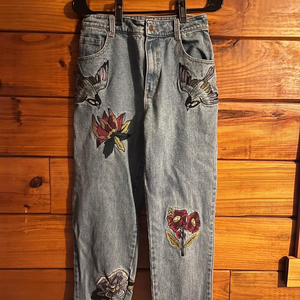Honey Punch High Rise Embroidered Jeans - Blue